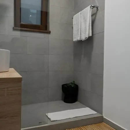 T Apartment *